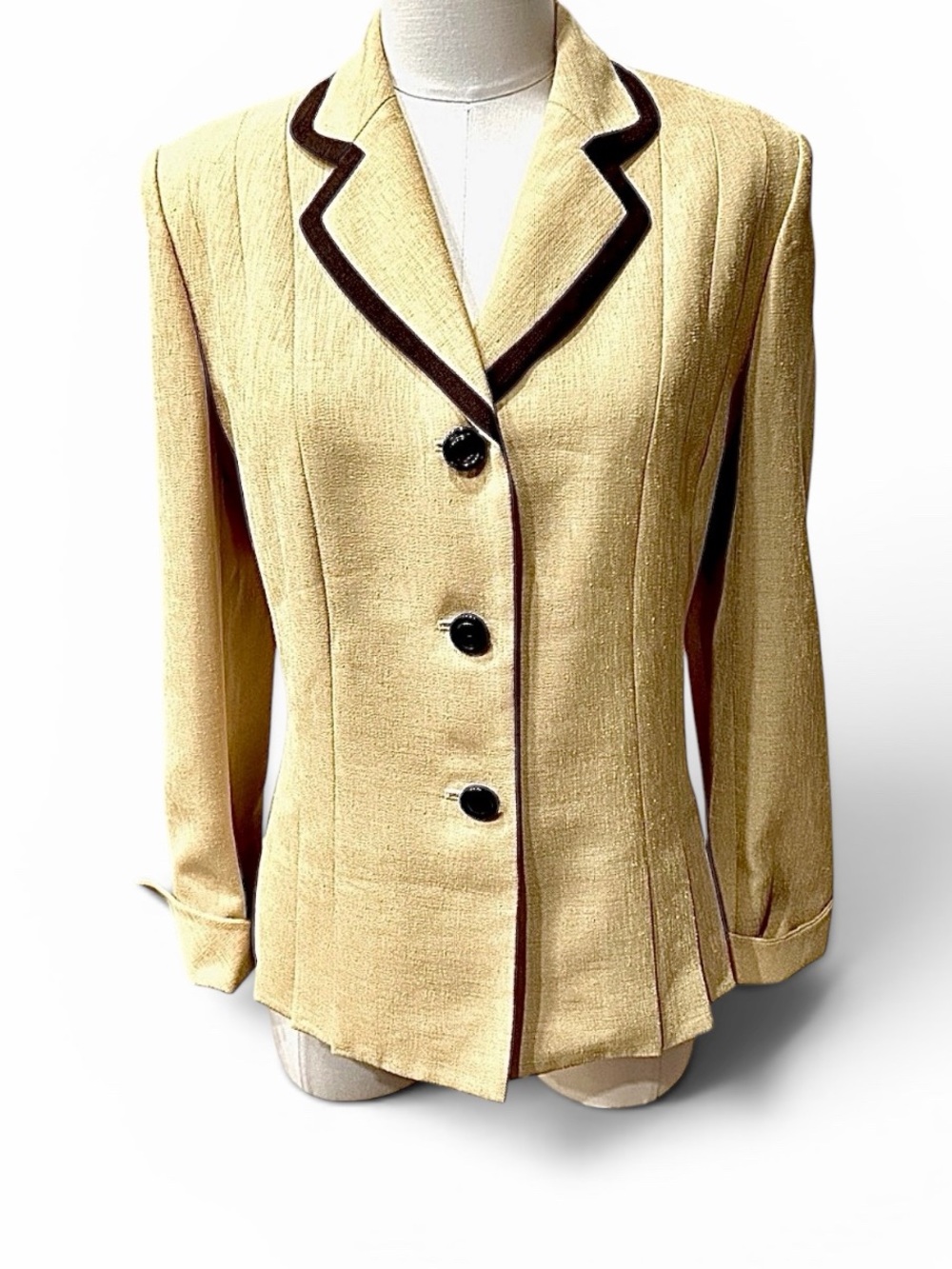 NWOT Le Suit Fully Lined Tan Blazer Jacket With Cuffed Sleeves